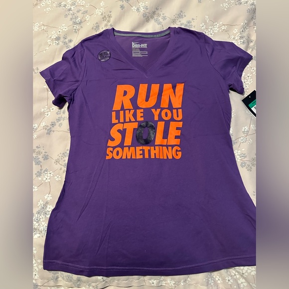 Nike Running T-Shirt - Picture 1 of 5